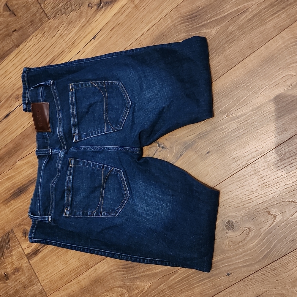 Jeans - Picture 3 of 3